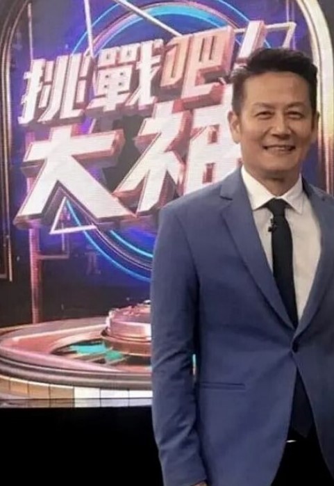 失恋妹妹勾引亲哥哥浴室同欢 - 51视频