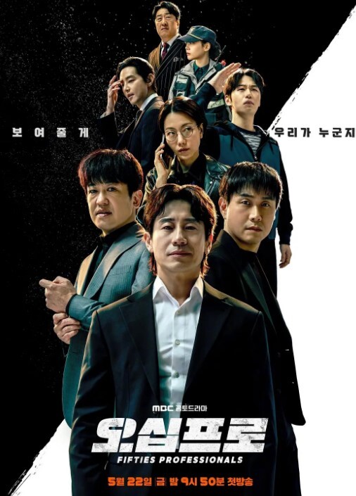 侏儒骑士在中世纪城堡里与性感的年轻公主奴隶玩耍 - 51视频